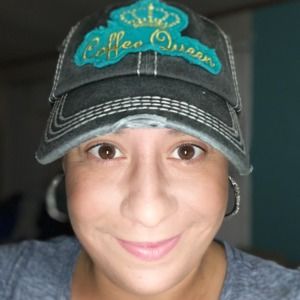 Meet your Posher, Rebecca